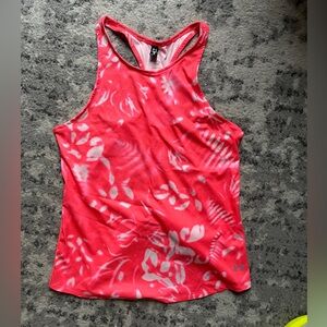 Women’s Under Armour racer back tank